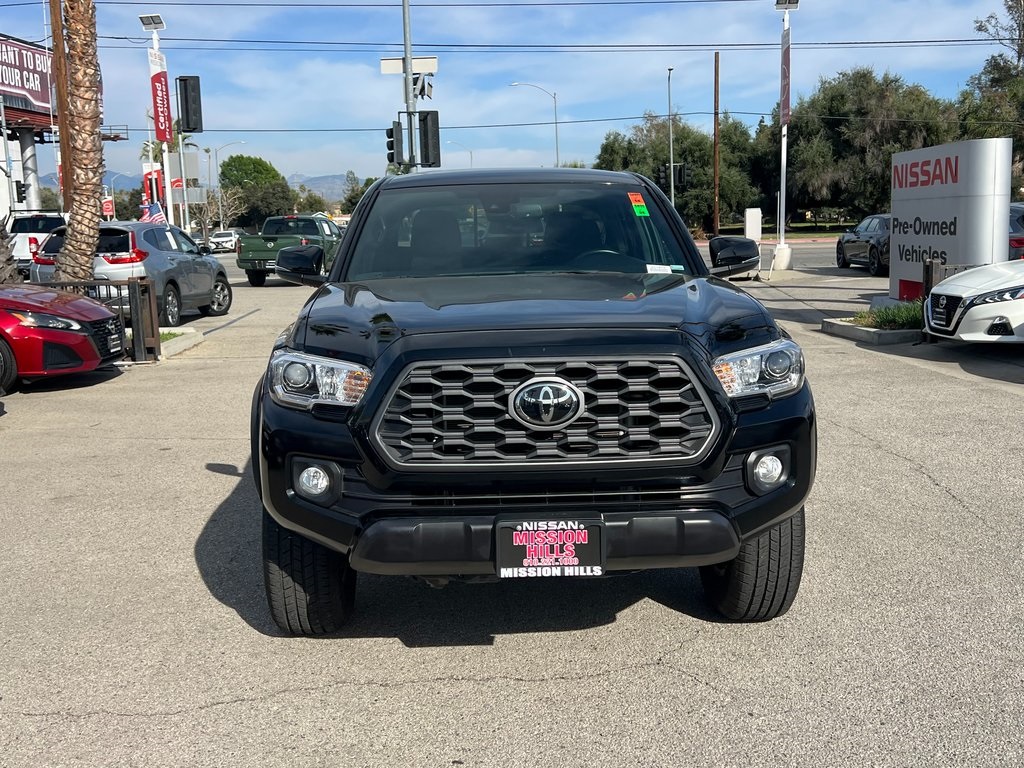 Vehicle image 4 of 28