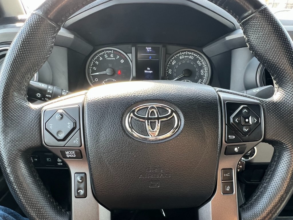 Vehicle image 20 of 28