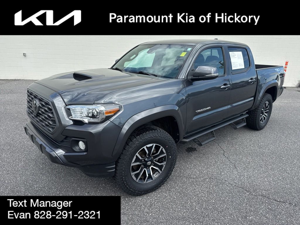 2023 Toyota Tacoma TRD Sport Image 1 of 30