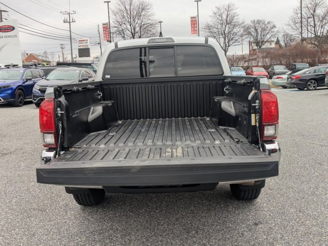 Vehicle image 10 of 30