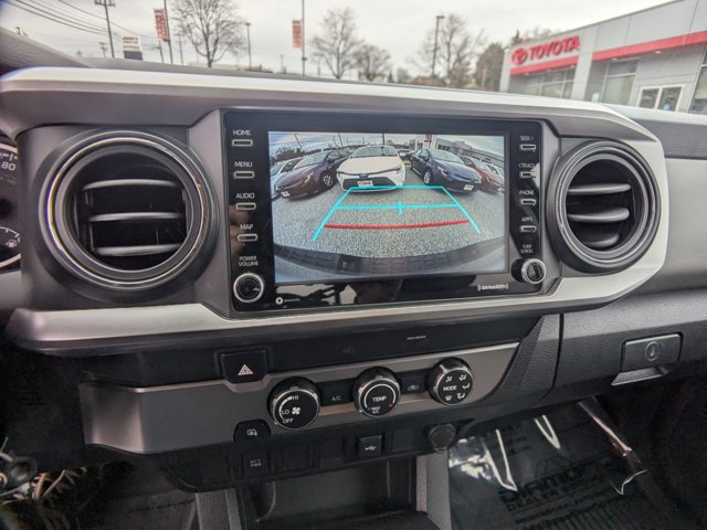 Vehicle image 20 of 30