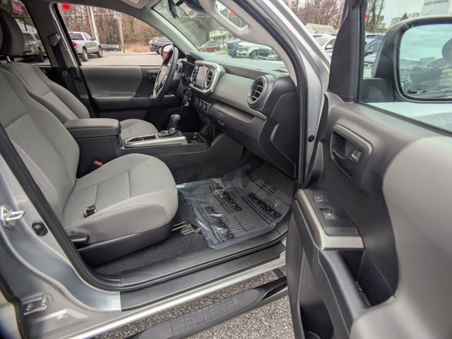 Vehicle image 12 of 30