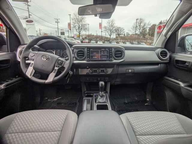 Vehicle image 16 of 30