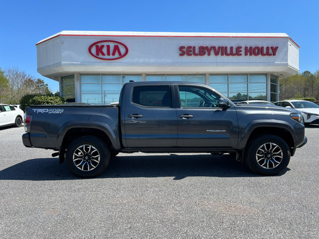 Vehicle image 4 of 27