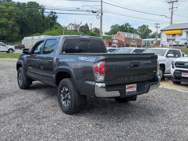 Vehicle image 7 of 32