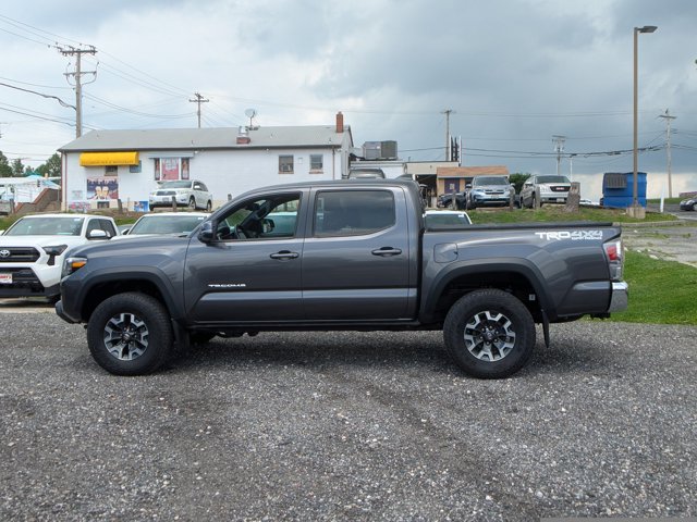 Vehicle image 9 of 32