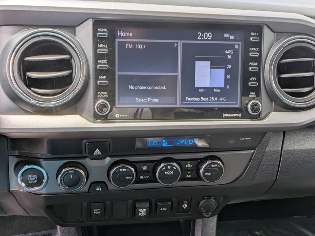 Vehicle image 20 of 32