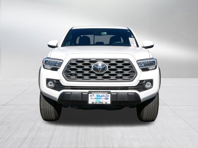 2023 Toyota Tacoma SR Image 2 of 36