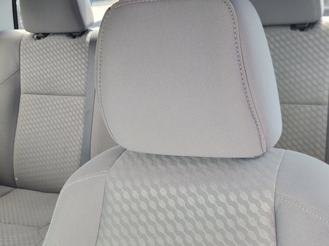 Vehicle image 12 of 30