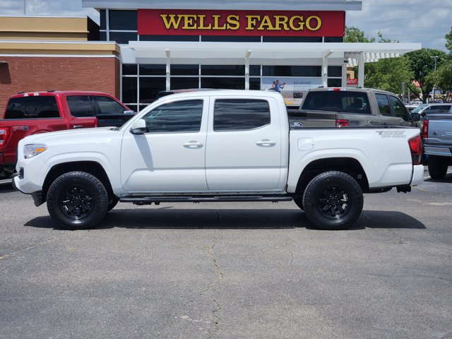 Vehicle image 7 of 30