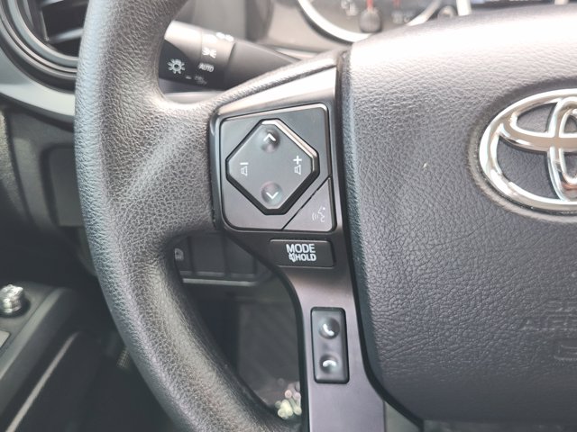 Vehicle image 18 of 30