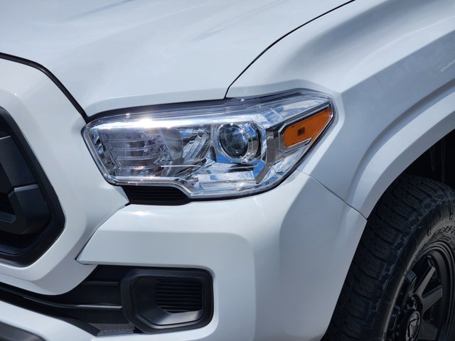 Vehicle image 24 of 30