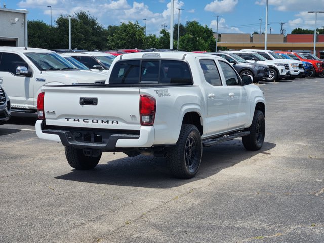 Vehicle image 4 of 30