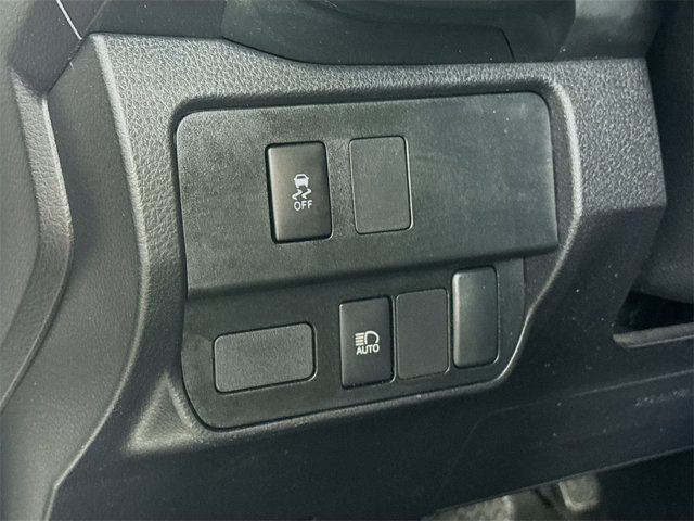 Vehicle image 19 of 19