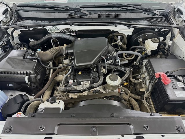 Vehicle image 9 of 19