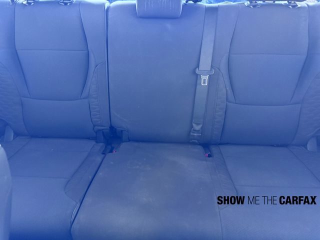 Vehicle image 14 of 38