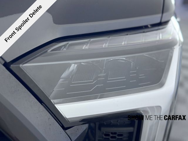 Vehicle image 24 of 38
