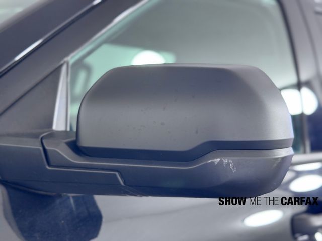 Vehicle image 37 of 38
