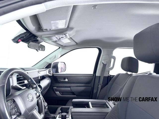 Vehicle image 16 of 38