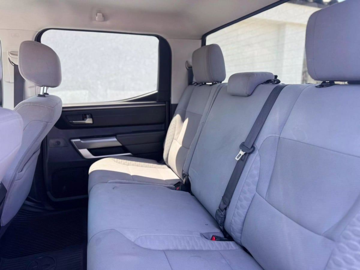 Vehicle image 20 of 36