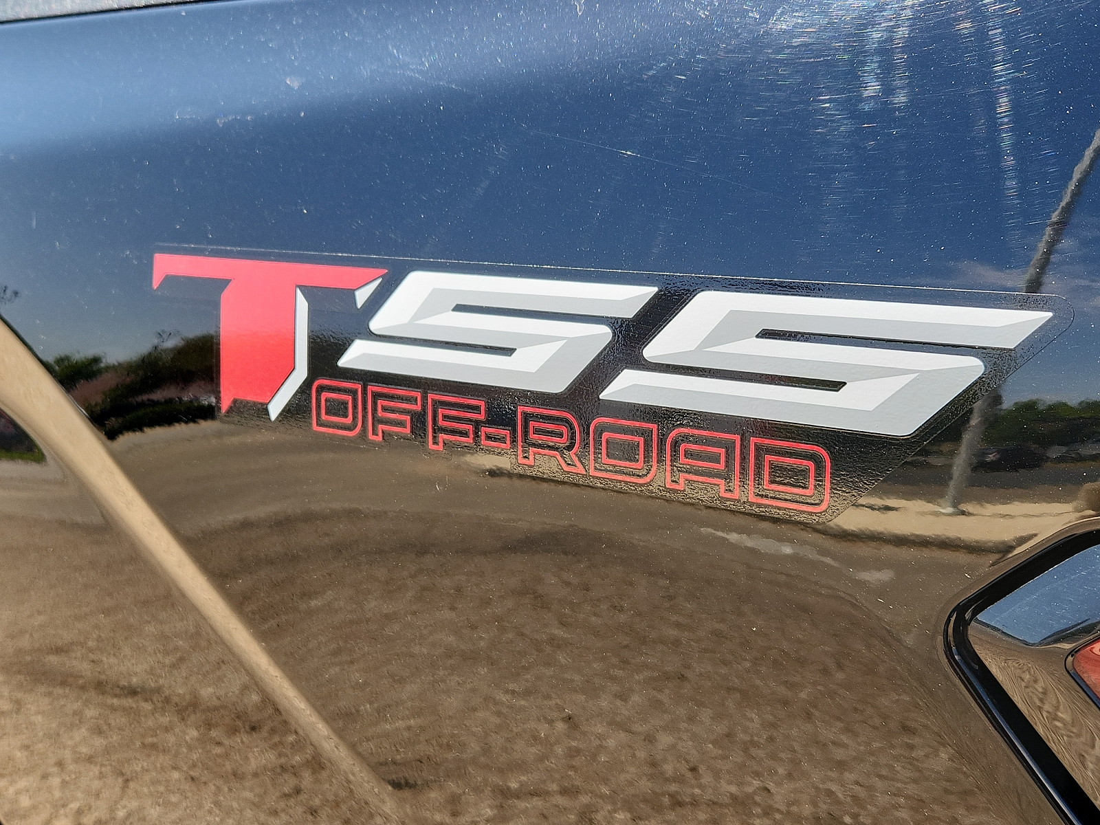 Vehicle image 7 of 16