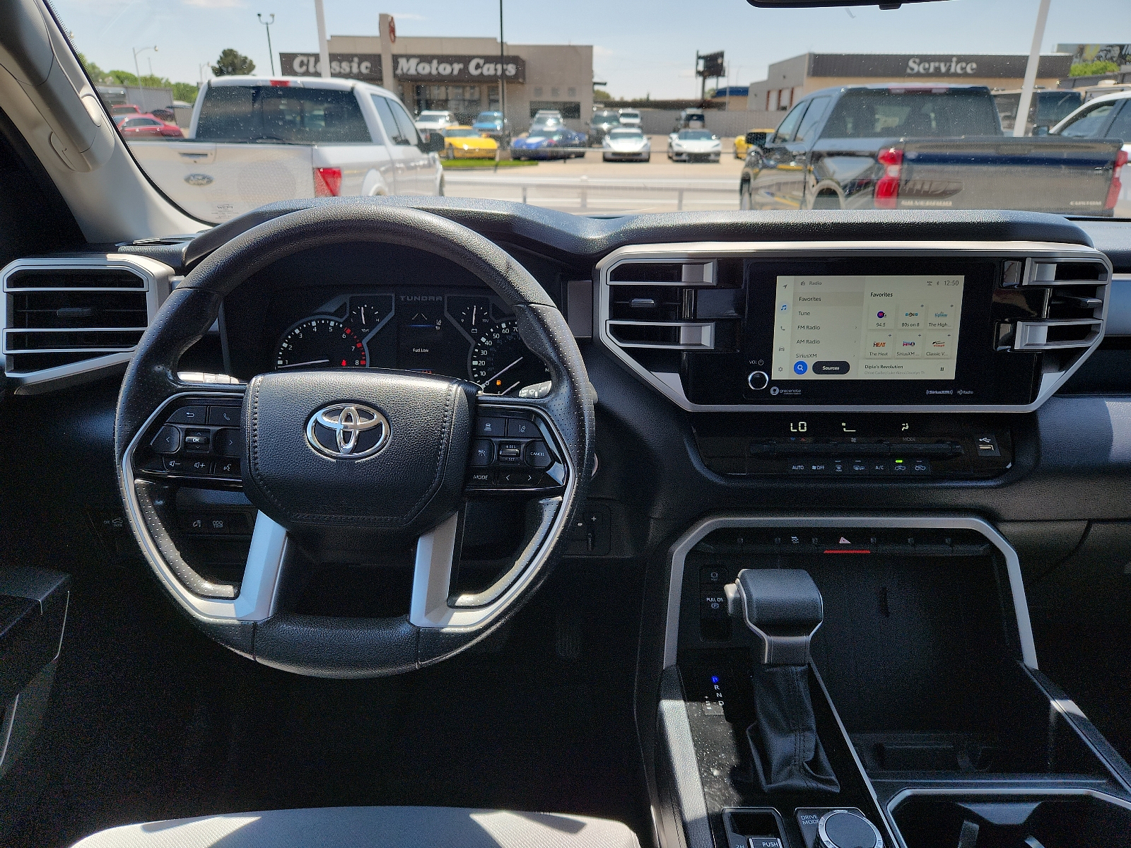 Vehicle image 9 of 16