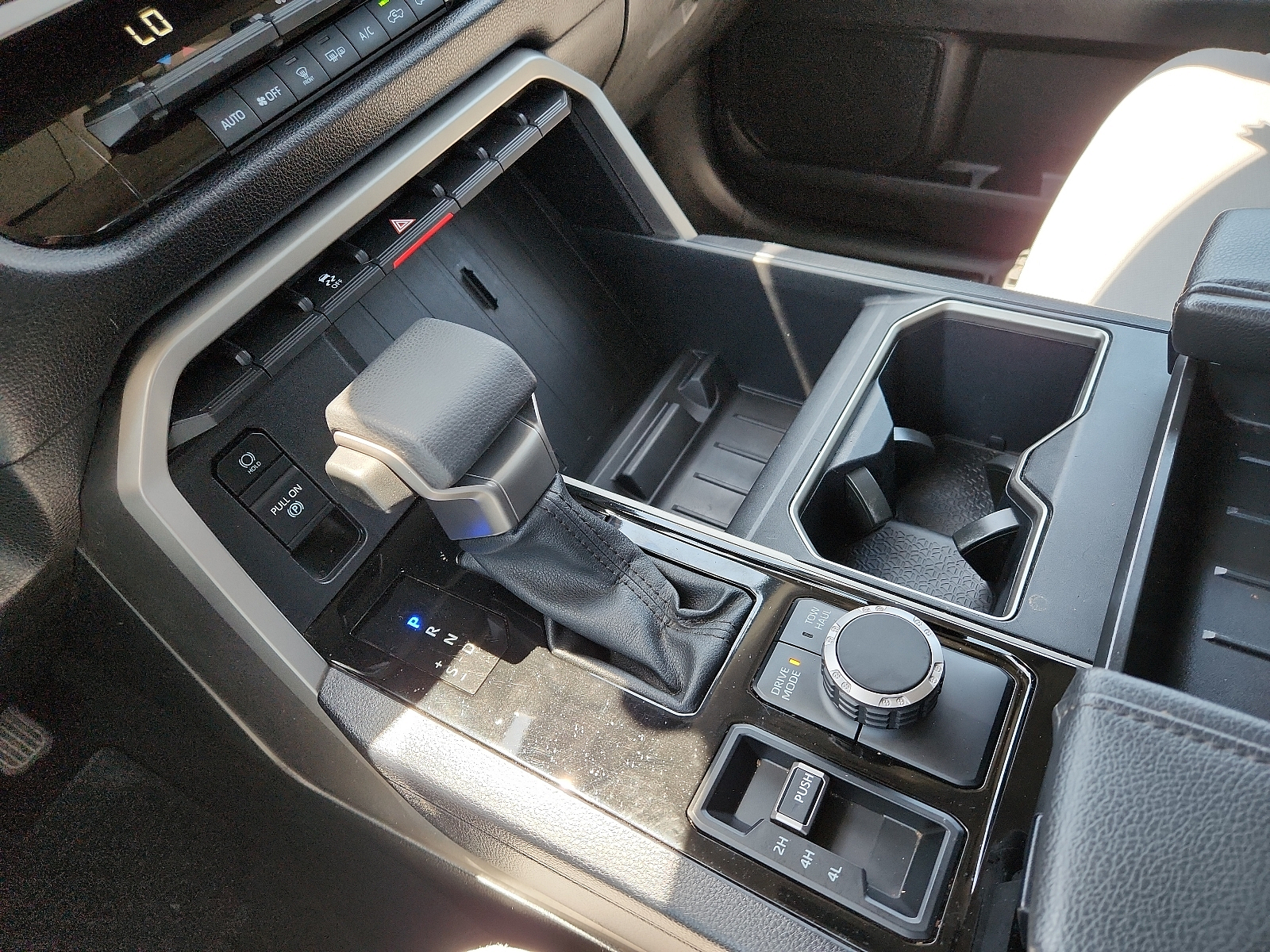 Vehicle image 16 of 16