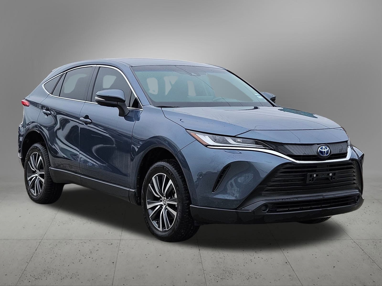 Vehicle image 6 of 32