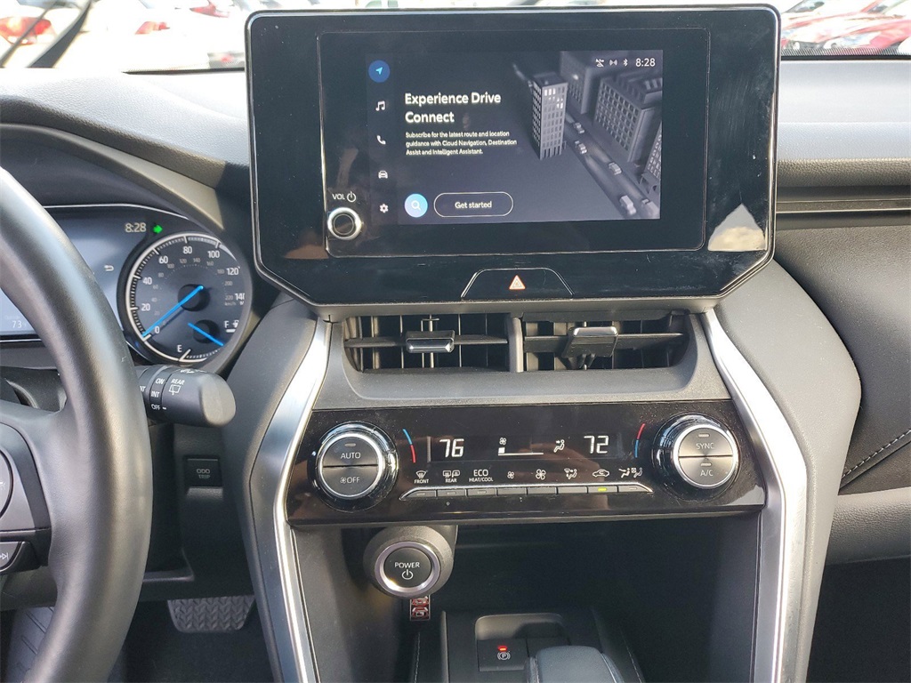 Vehicle image 21 of 22