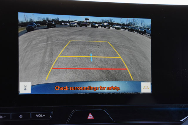 Vehicle image 9 of 38