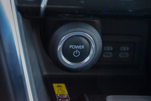 Vehicle image 35 of 38