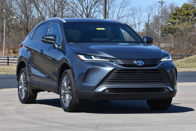 Vehicle image 2 of 38