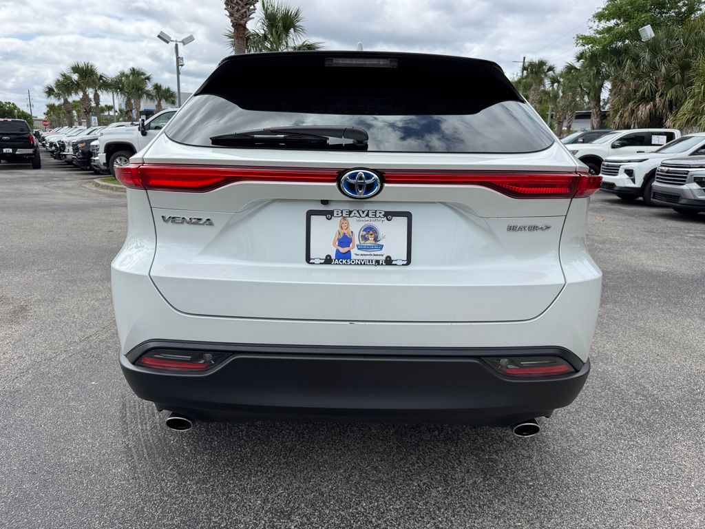 Vehicle image 5 of 30