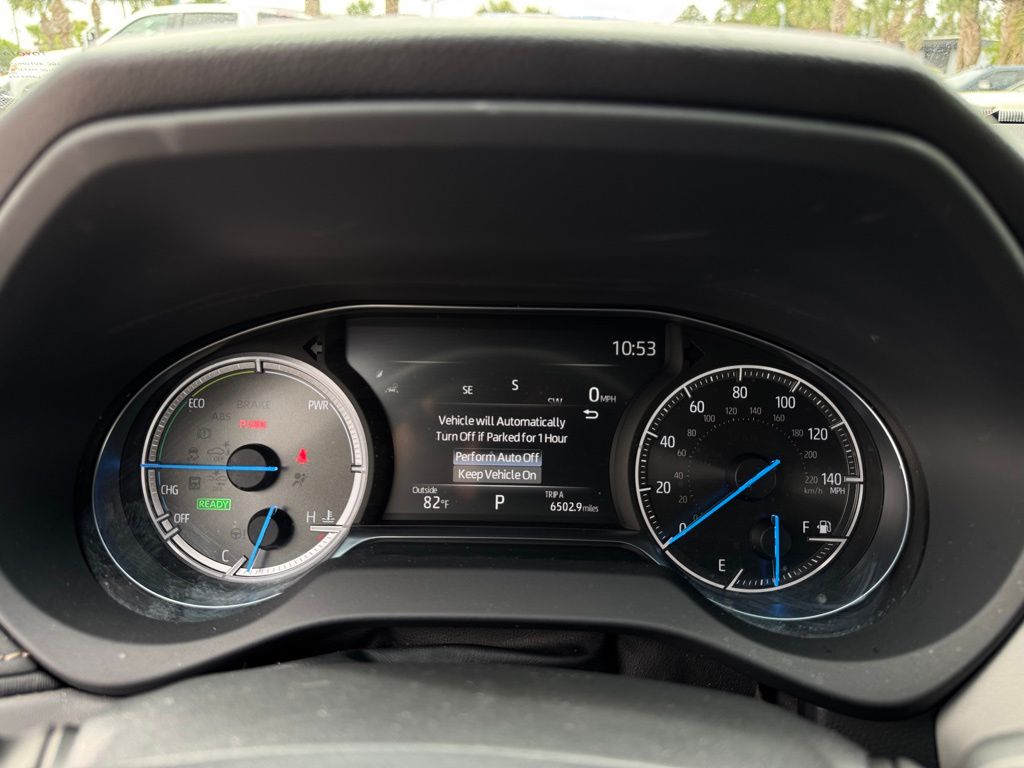 Vehicle image 16 of 30