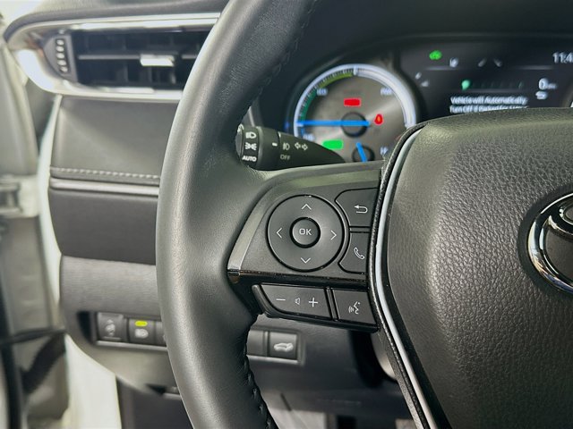 Vehicle image 16 of 33