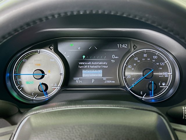 Vehicle image 19 of 33