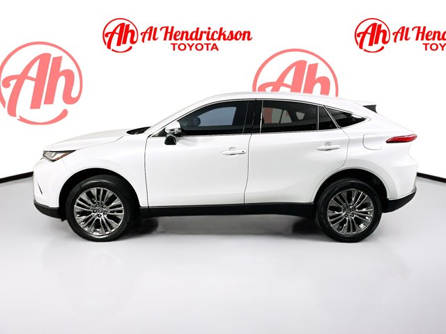 Vehicle image 8 of 33
