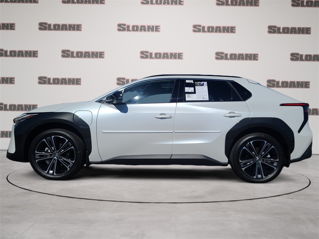 Vehicle image 2 of 15