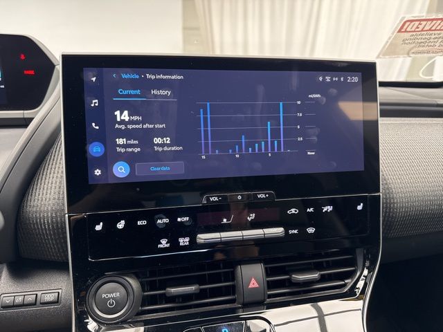 Vehicle image 16 of 22