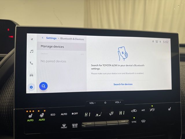 Vehicle image 22 of 26