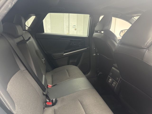 Vehicle image 13 of 26