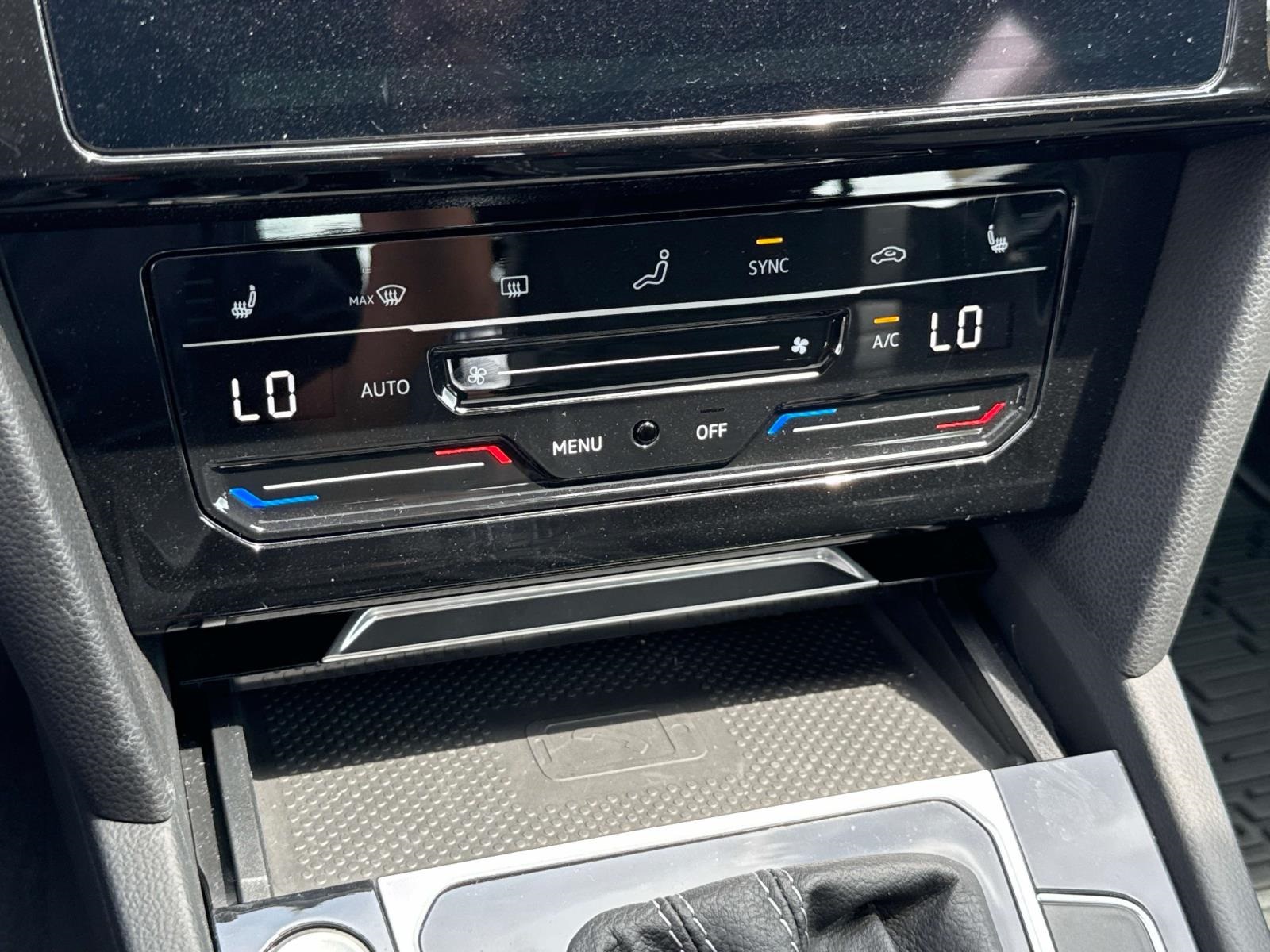 Vehicle image 20 of 29