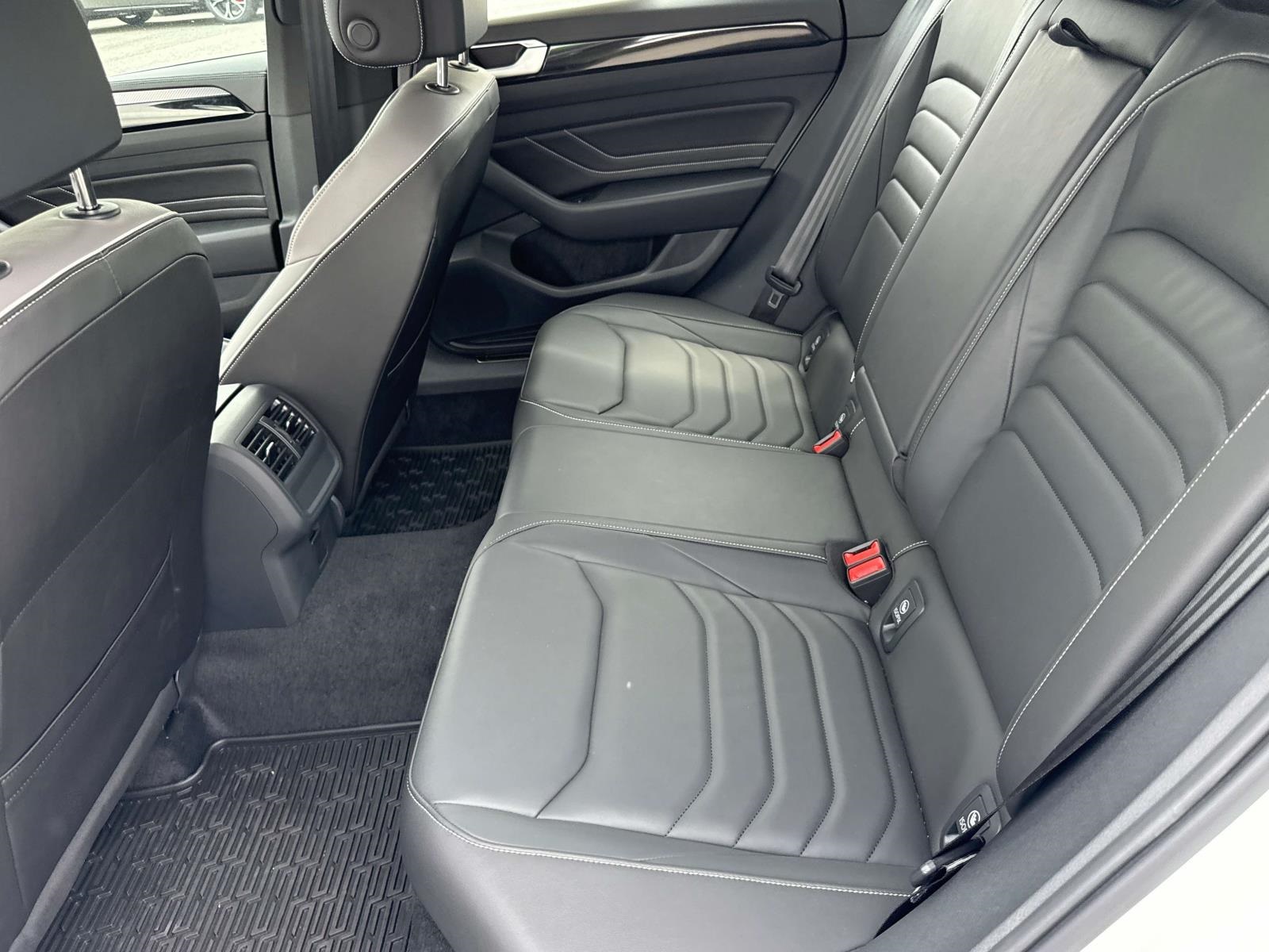 Vehicle image 12 of 29