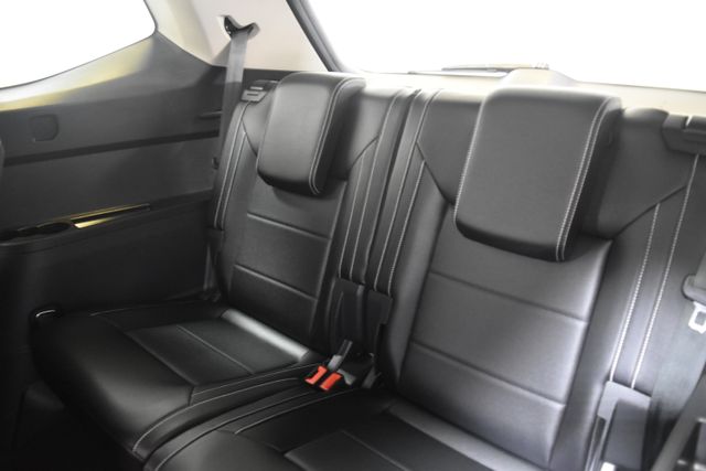 2023 Volkswagen Atlas 2.0T SE Image 12 of 21