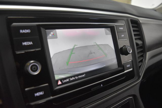 2023 Volkswagen Atlas 2.0T SE Image 17 of 21