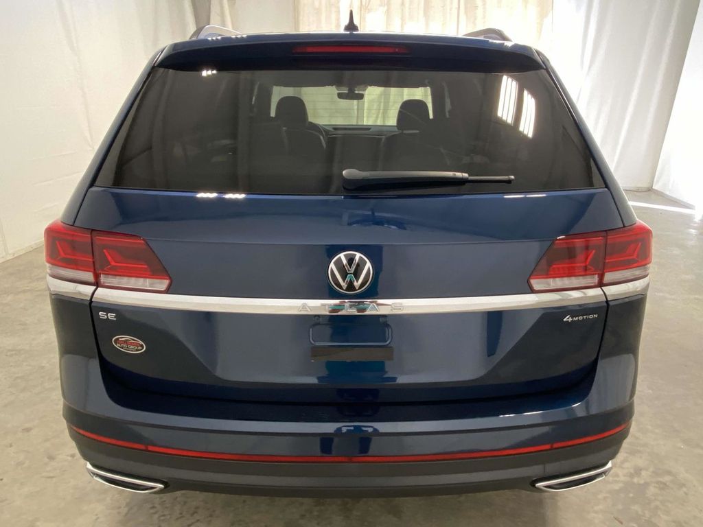 Vehicle image 8 of 22