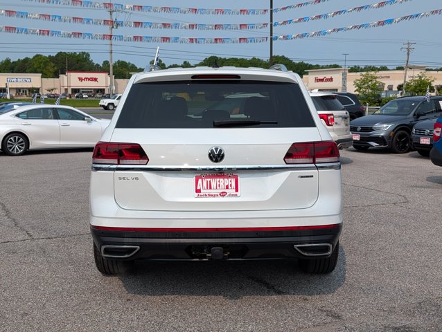 Vehicle image 4 of 30