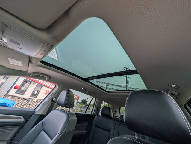 Vehicle image 29 of 30