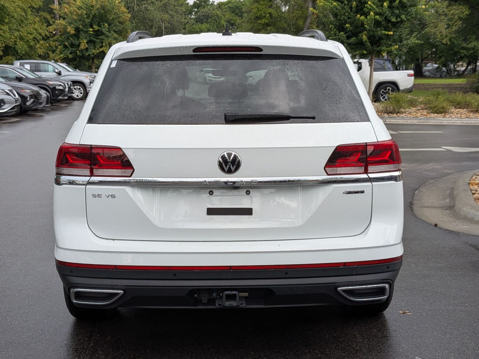 2023 Volkswagen Atlas 3.6L V6 SE Technology Image 6 of 42