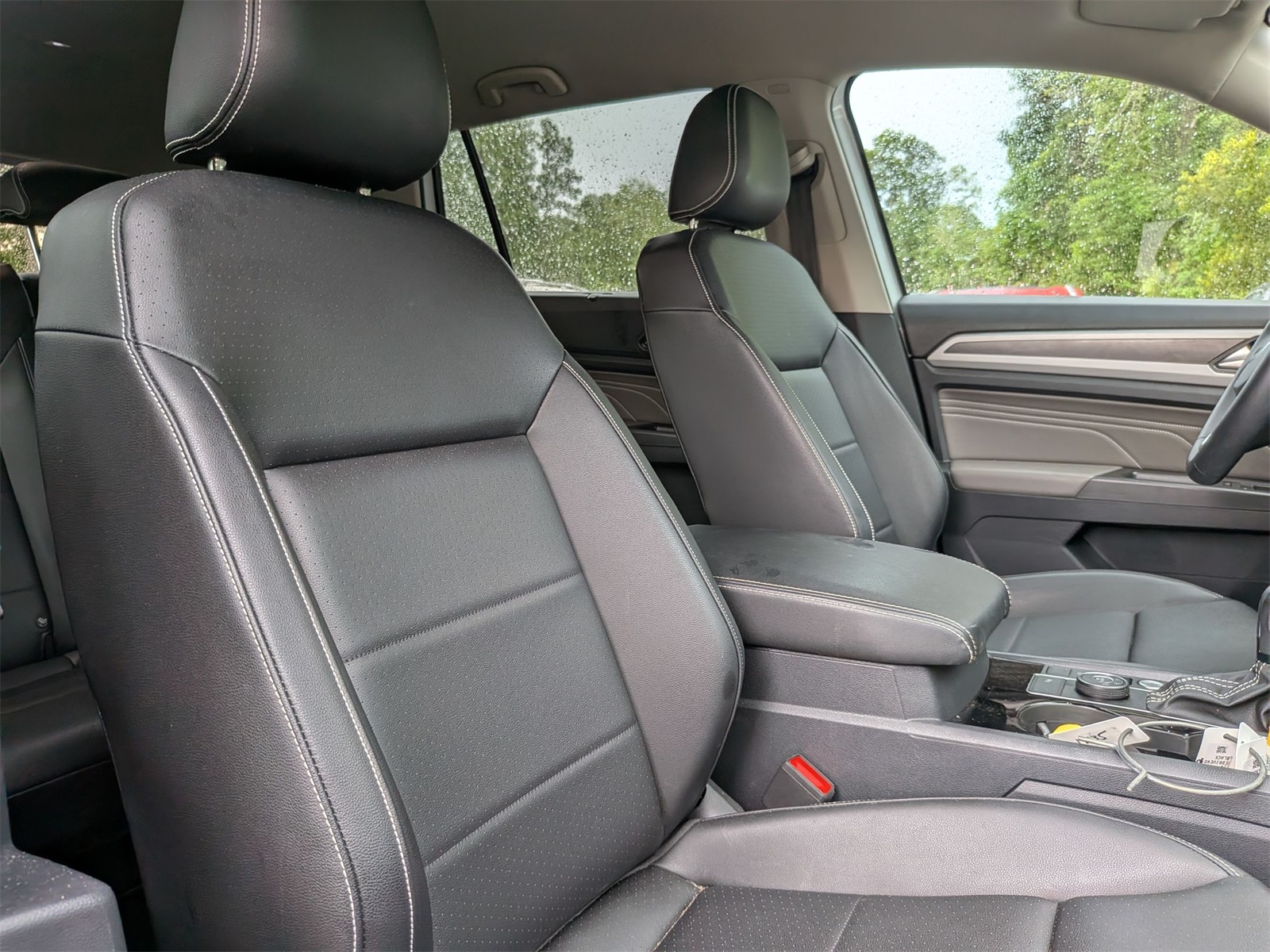 2023 Volkswagen Atlas 3.6L V6 SE Technology Image 14 of 42